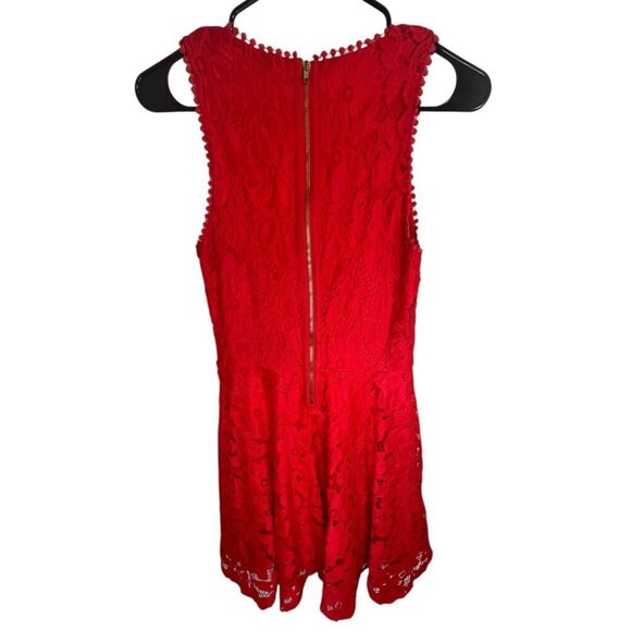Francesca’s Red Floral Pattern Lace Sleeveless A Line Mini Dress - Picture 4 of 4